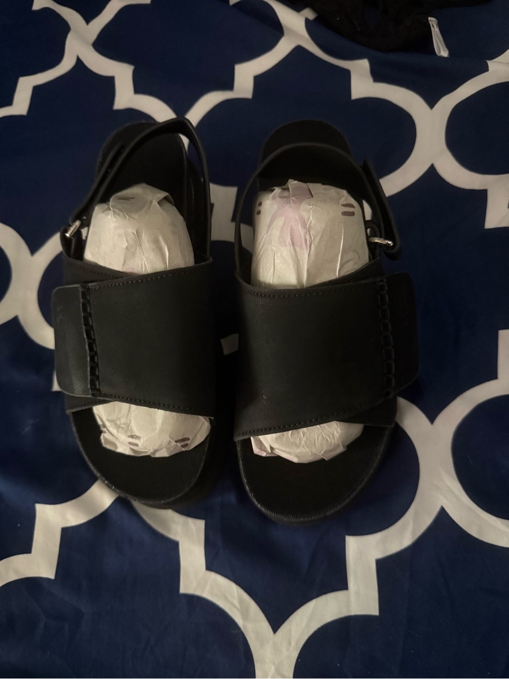UGG Womens Black Adjustable Strap, Platform Sandals 8